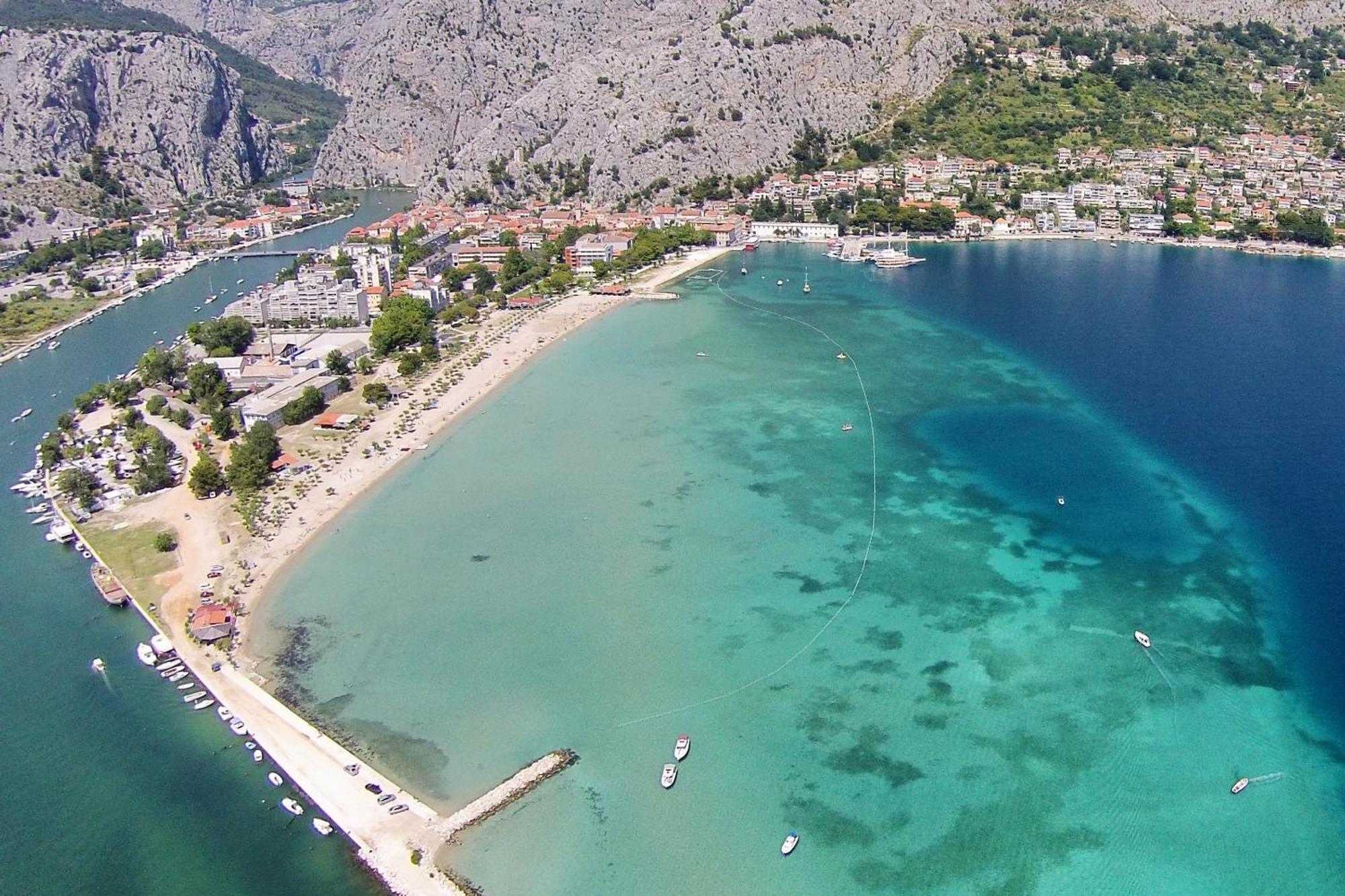 Apartments By The Sea Omis - 15485 Exterior photo